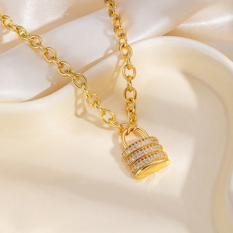Nacklace