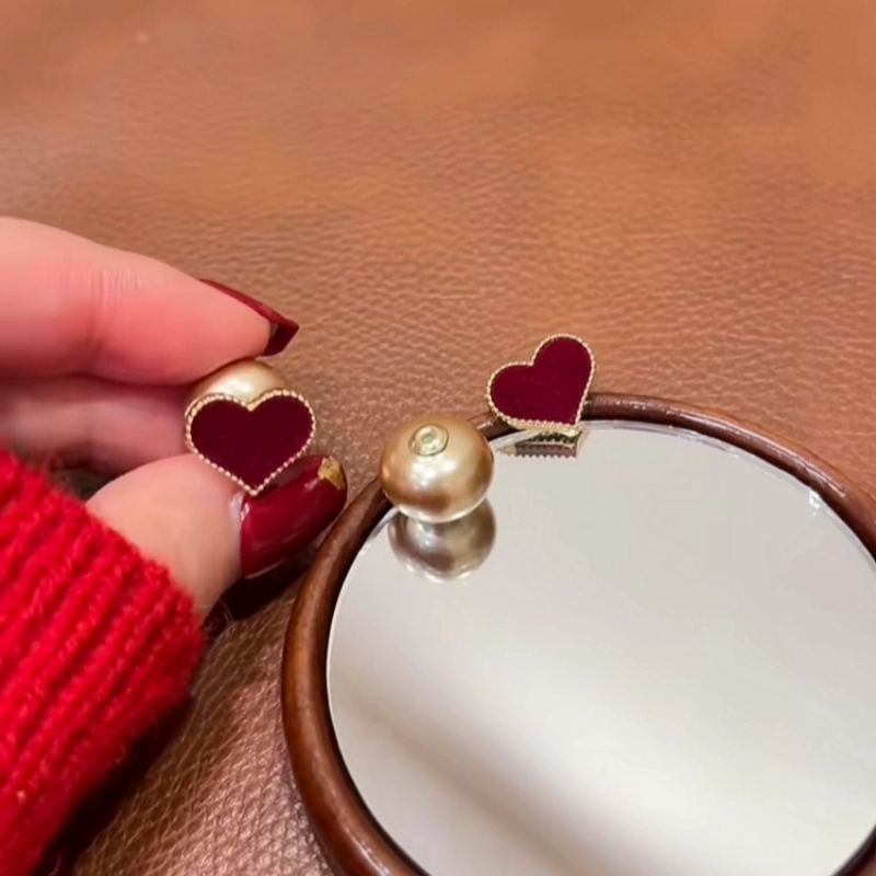 Red Velvet Heart &amp; Pearl Double-Sided Stud Earrings