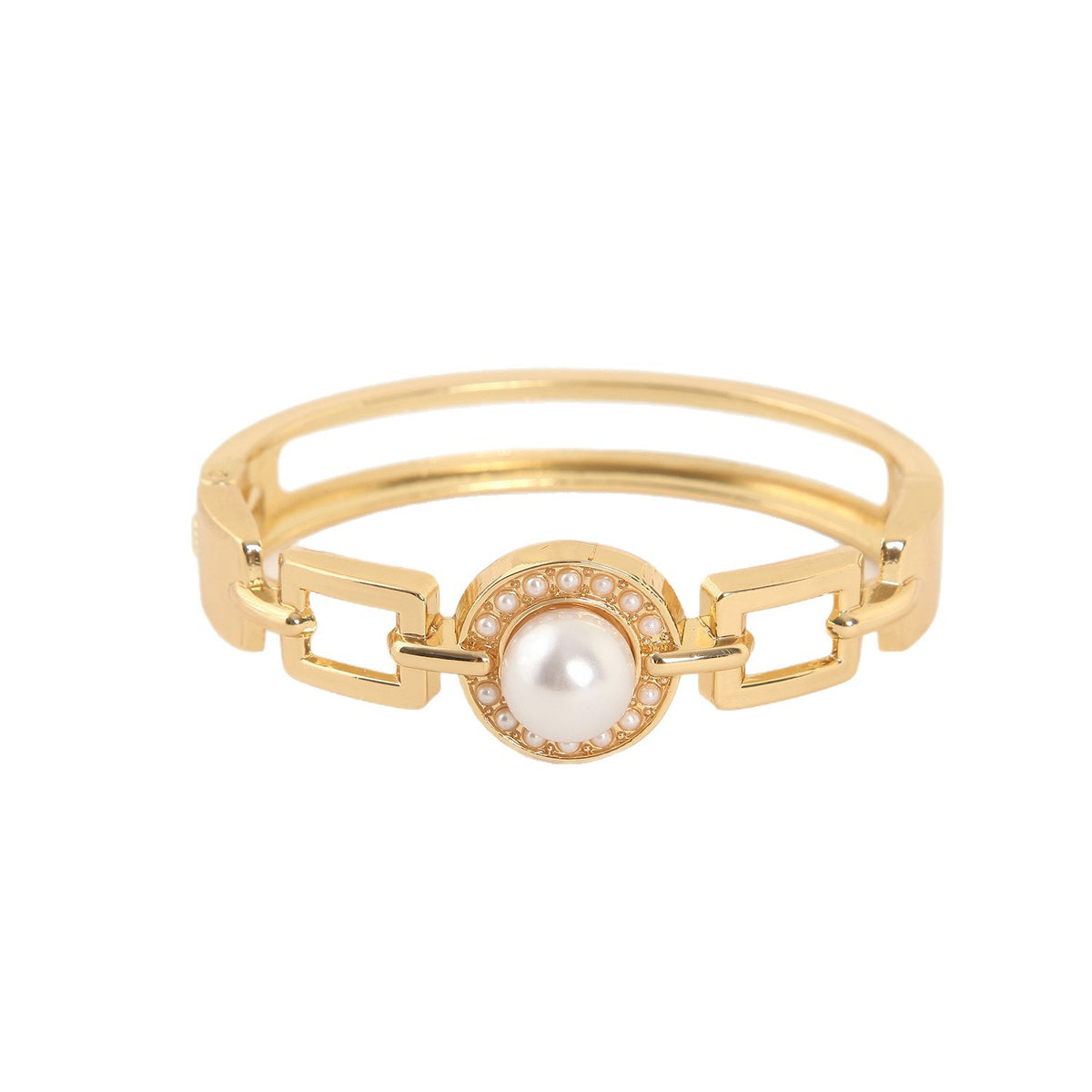 Chain-link halo bangle on white